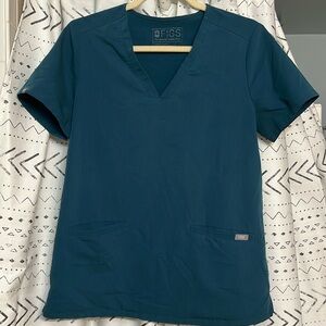 FIGS Casma Three-Pocket Scrub Top - Caribbean Blue